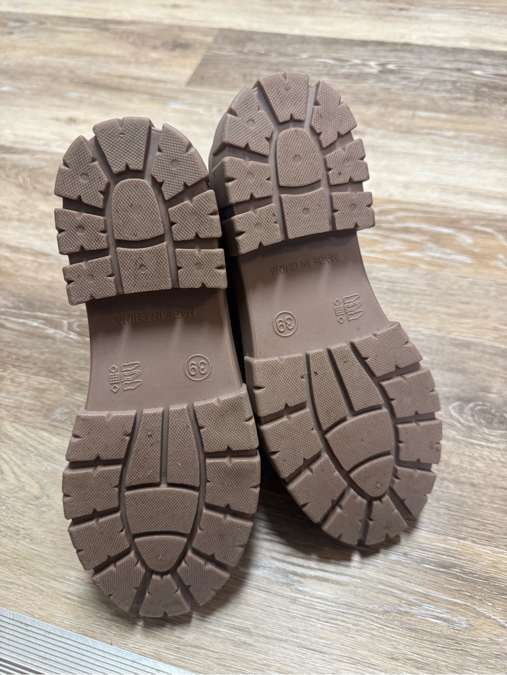 Maelie™ | Waterproof Chelsea Boots - Picture 10 of 11